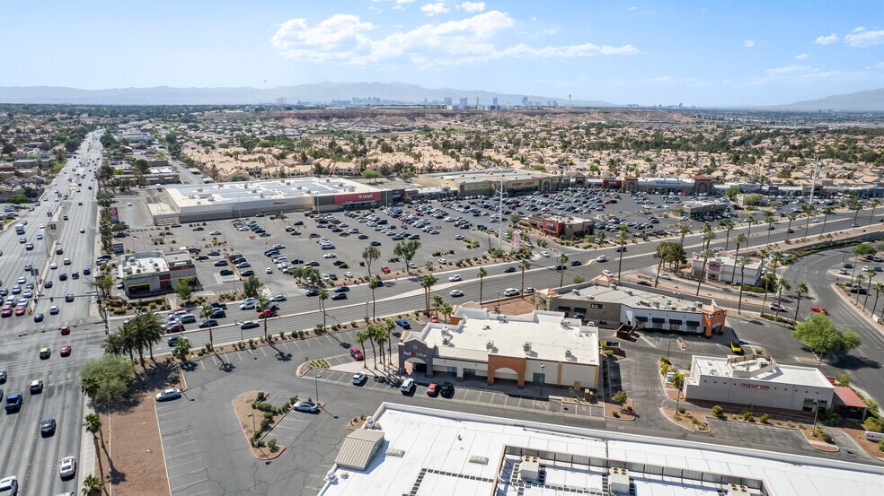 More Photos Of 675 Mall Ring Cir, Henderson Restaurant For Sale