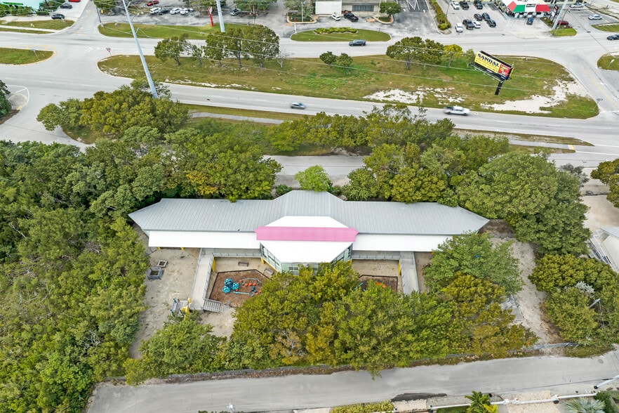 More Photos Of 92295 Old Hwy, Tavernier Schools For Sale