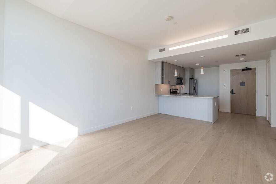 More Photos Of 45 Brighton Ave, Allston Apartments For Lease