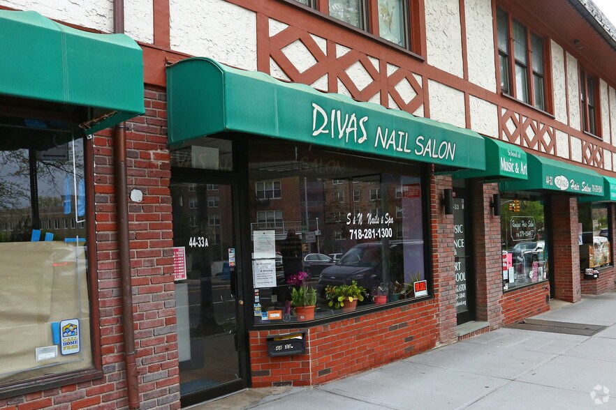 More Photos Of 44-29-44-41 Douglaston Pky, Little Neck Storefront Retail Office For Lease