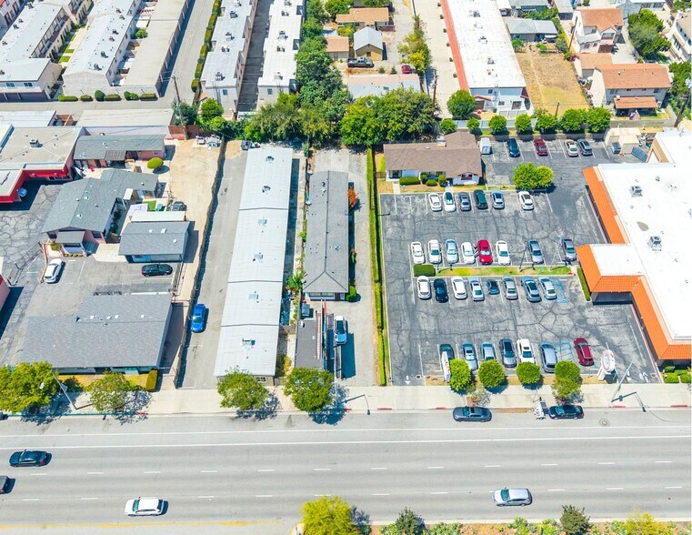 More Photos Of 1341-1343 E Las Tunas Dr, San Gabriel Storefront Retail Residential For Sale