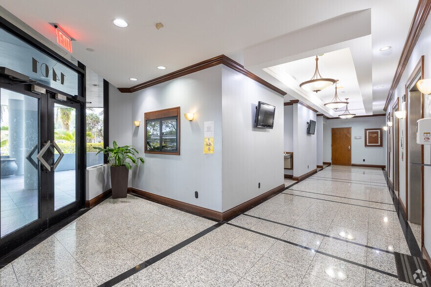 More Photos Of 1401 N University Dr, Coral Springs Medical For Lease