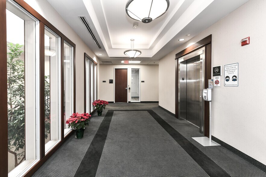 More Photos Of 21351 Gentry Dr, Sterling Office For Lease