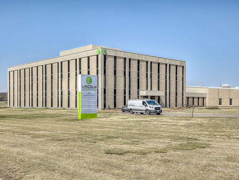 Primary Photo Of 406 US Highway 60, Bartlesville Office For Lease