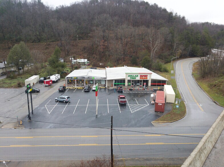 More Photos Of 2007 E Main St, Cumberland Freestanding For Sale