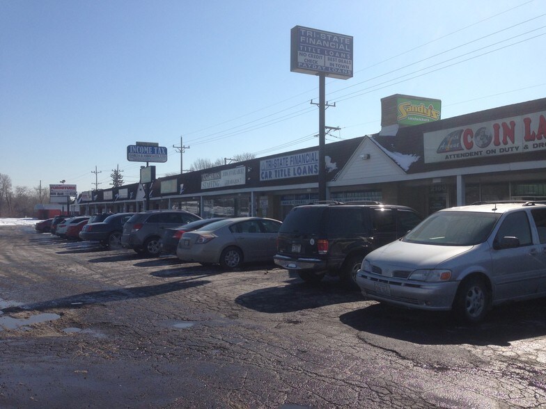 More Photos Of 2100-2160 W North Ave, Melrose Park Unknown For Lease