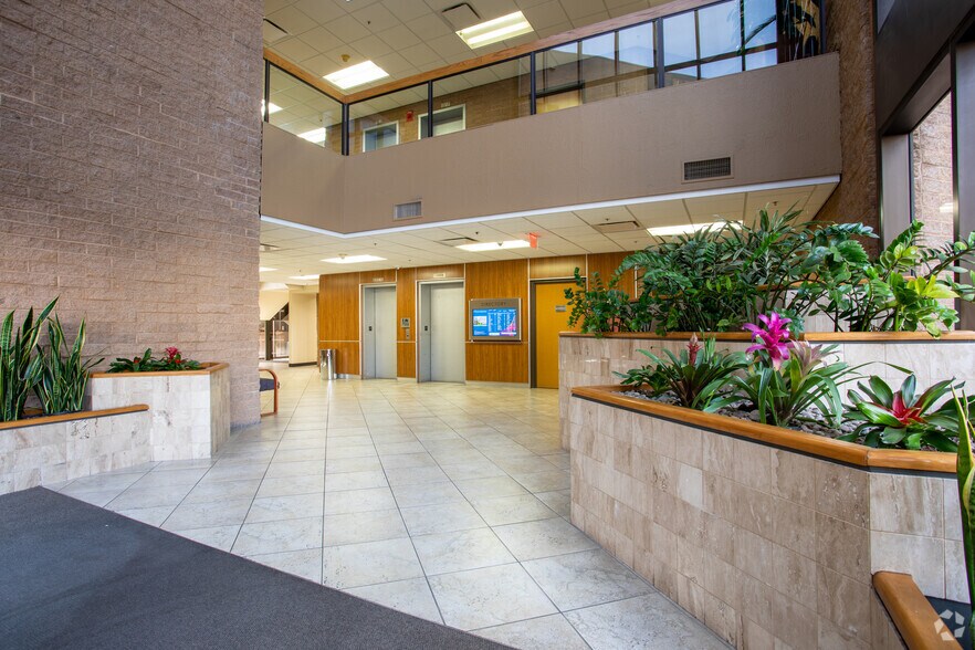 More Photos Of 6565 E Carondelet Dr, Tucson Medical For Lease