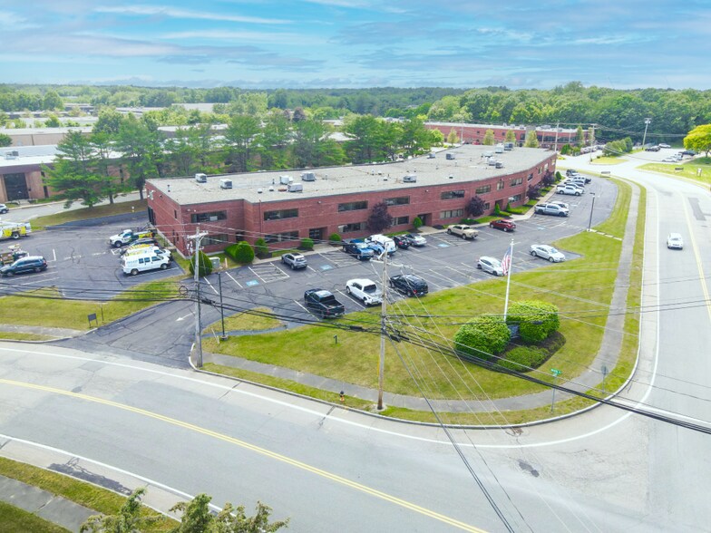 More Photos Of 14 Norfolk Ave, South Easton Flex For Lease