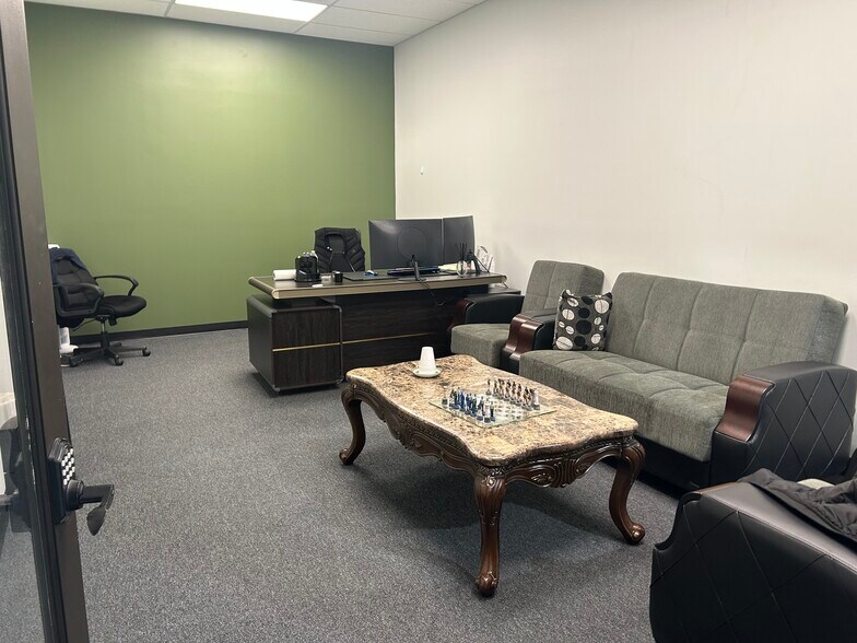 More Photos Of 13747 S Western Ave, Blue Island Industrial For Sale