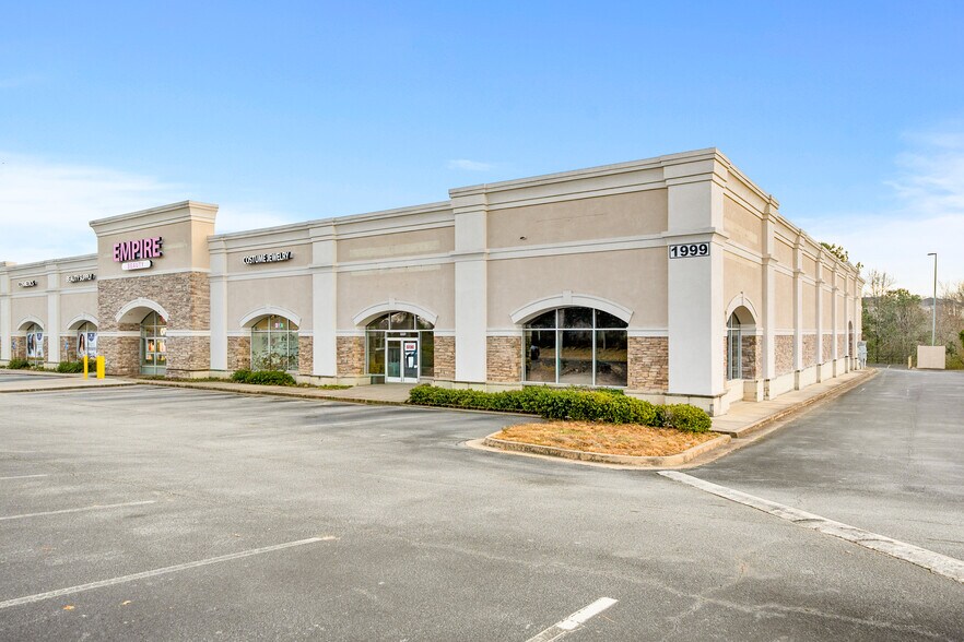 Primary Photo Of 1999 Mall Of Georgia Blvd, Buford Storefront For Sale