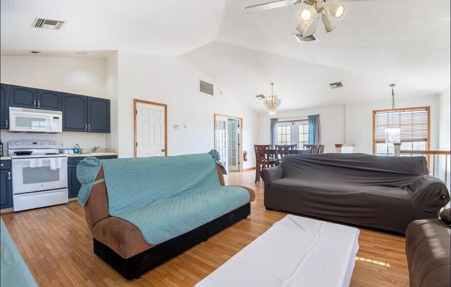 More Photos Of 5935 S Highway A1A, Melbourne Beach Hotel For Sale