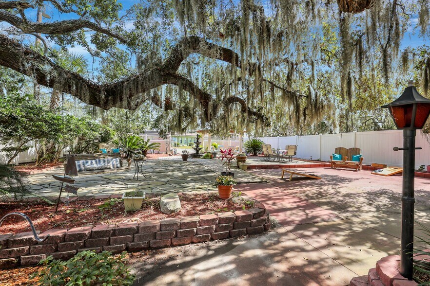 More Photos Of 24 Van Horne Ave, Tybee Island Hospitality For Sale