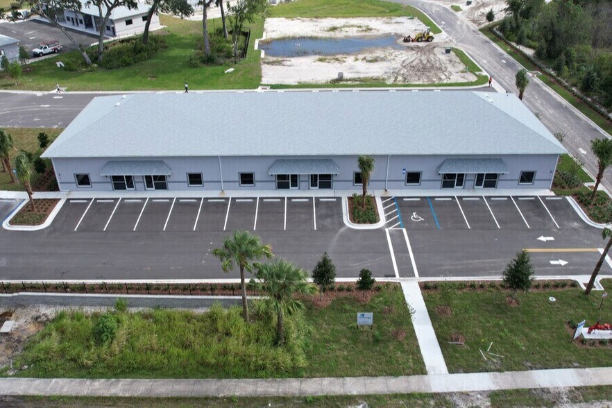 More Photos Of 1101 Reed Canal Rd, Port Orange Warehouse For Sale
