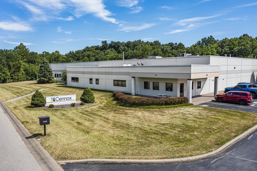 More Photos Of 111 Security Pky, New Albany Warehouse For Sale