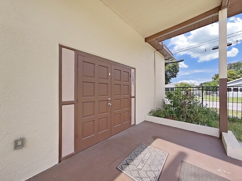 More Photos Of 4501 N 42nd St, Tampa Religious Facility For Sale