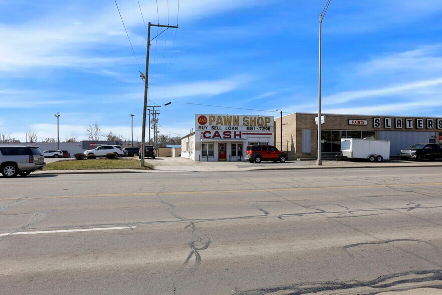 More Photos Of , Lancaster General Retail For Sale