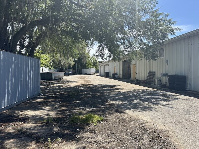 More Photos Of 201 NE 20th St, Ocala General Retail For Sale