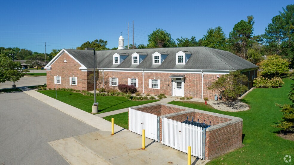 More Photos Of 4650 Plainfield Ave NE, Grand Rapids Medical For Sale