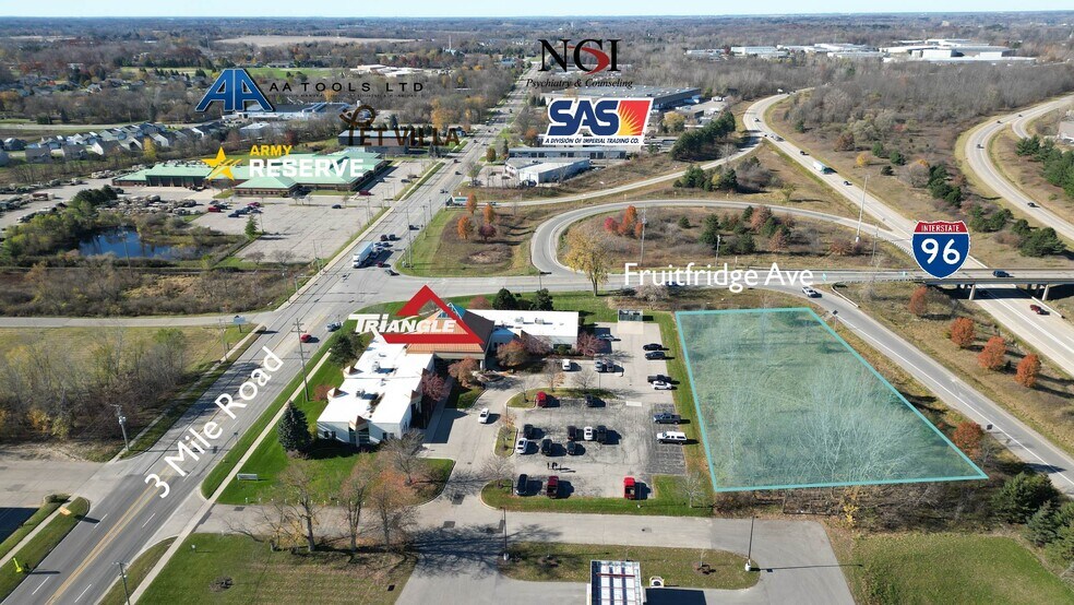 More Photos Of 3733 3 Mile NW rd, Grand Rapids Office For Lease