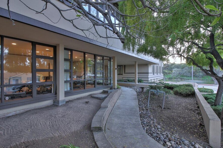 More Photos Of 400 Camino Aguajito, Monterey Office For Sale