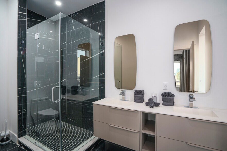 More Photos Of 1000-1006 N Riverside Dr, Pompano Beach Apartments For Sale