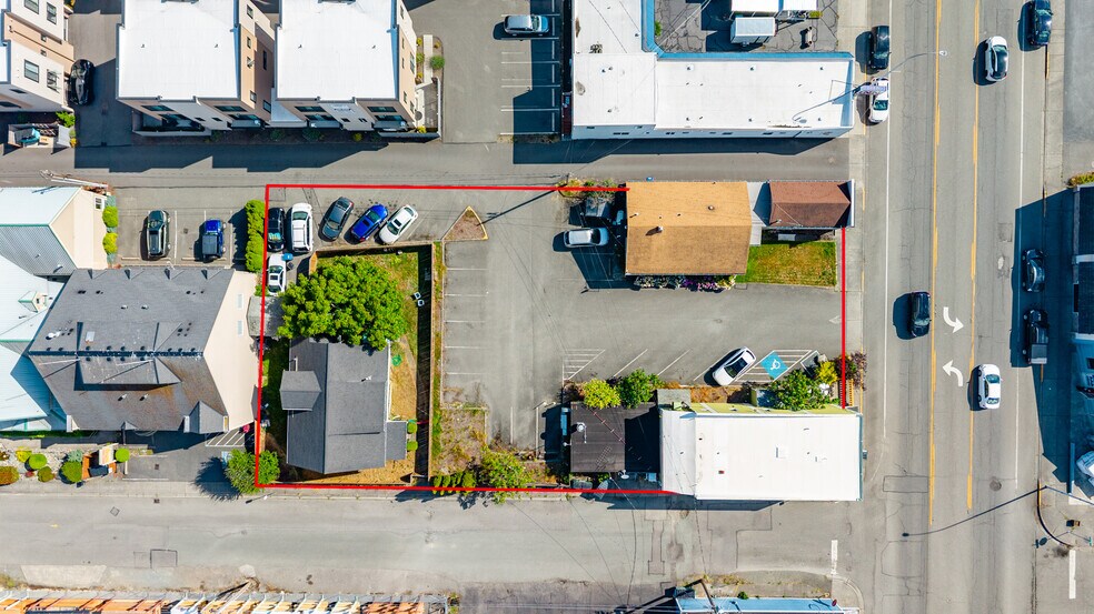 More Photos Of 2001-2011 Commercial Ave, Anacortes Storefront Retail Office For Sale