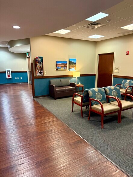 More Photos Of 4050 Central Ave, Columbus Medical For Sale