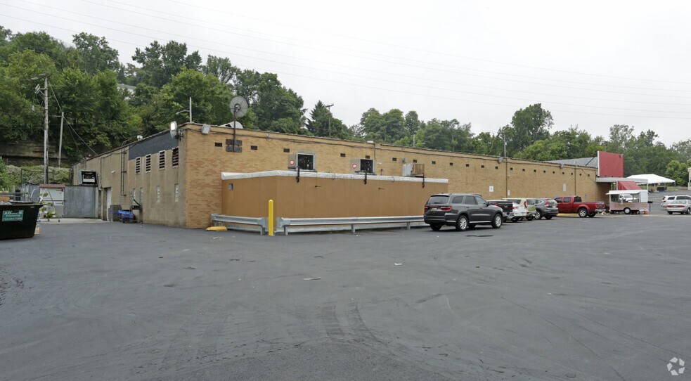 More Photos Of 4647 Buttermilk Hollow Rd, West Mifflin Supermarket For Sale