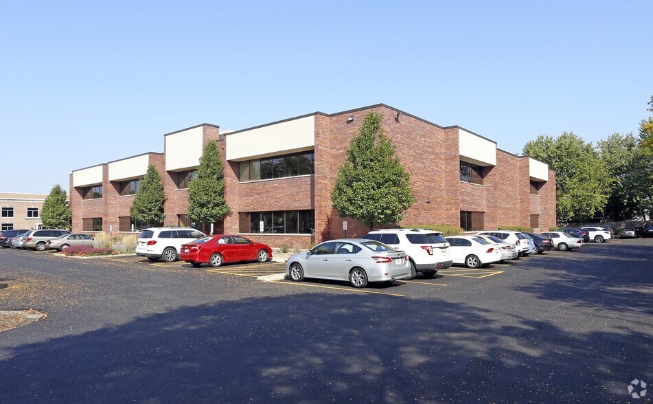 Primary Photo Of 1614 W Central Rd, Arlington Heights Medical For Lease