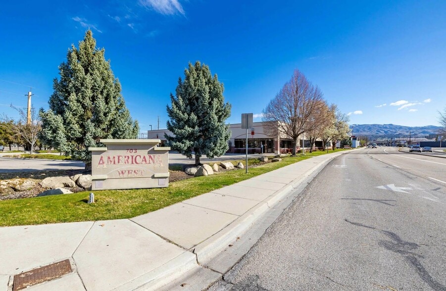 More Photos Of 703 S Americana Blvd, Boise Land For Sale