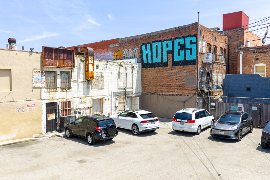 More Photos Of 1107 N Western Ave, Los Angeles Storefront Retail Office For Sale