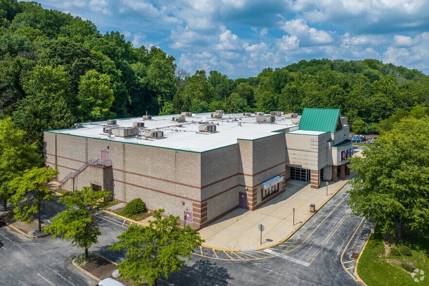 More Photos Of 4855 West Chester Pike, Newtown Square Unknown For Lease