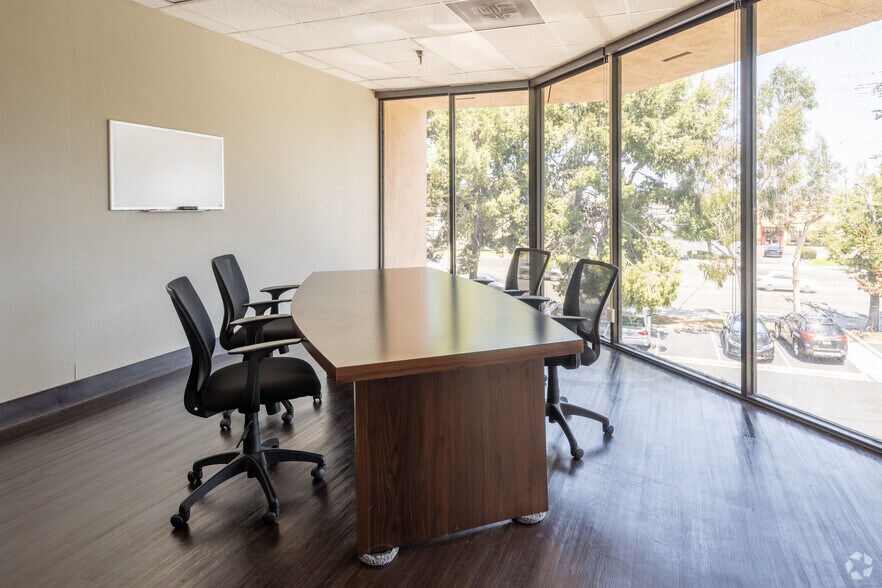 More Photos Of 1661 N Raymond Ave, Anaheim Unknown For Lease