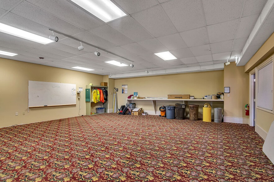 More Photos Of 2527 State Highway 248, Branson Lodge Meeting Hall For Sale