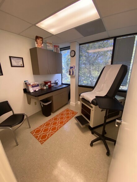 More Photos Of 3450 E Lake Rd, Palm Harbor Medical For Lease