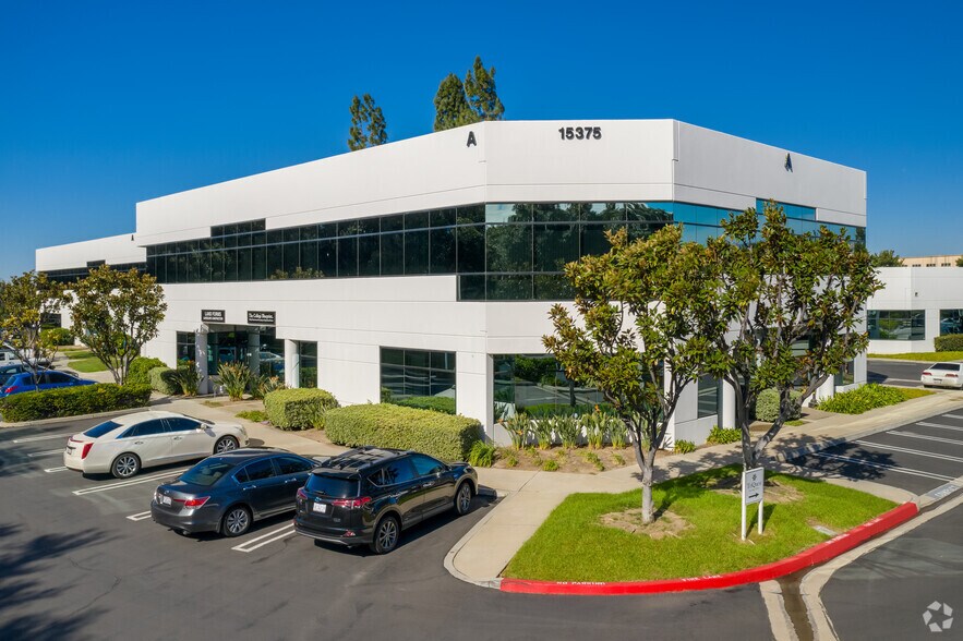 More Photos Of 15375 Barranca Pky, Irvine Unknown For Lease