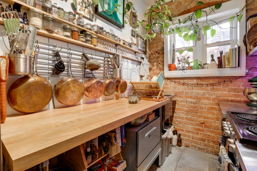 More Photos Of 1568 Vine St, Denver Apartments For Sale