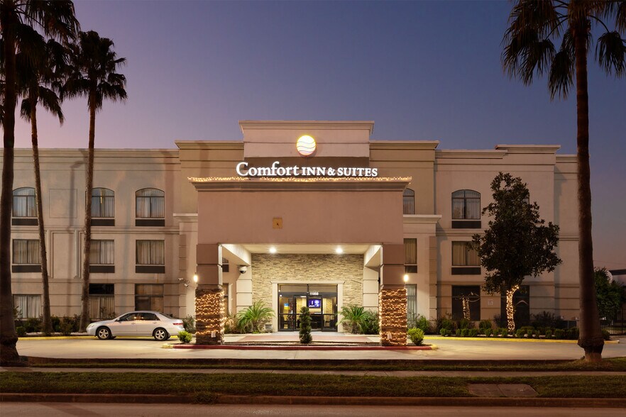 More Photos Of 11050 Southwest Fwy, Houston Hotel For Sale