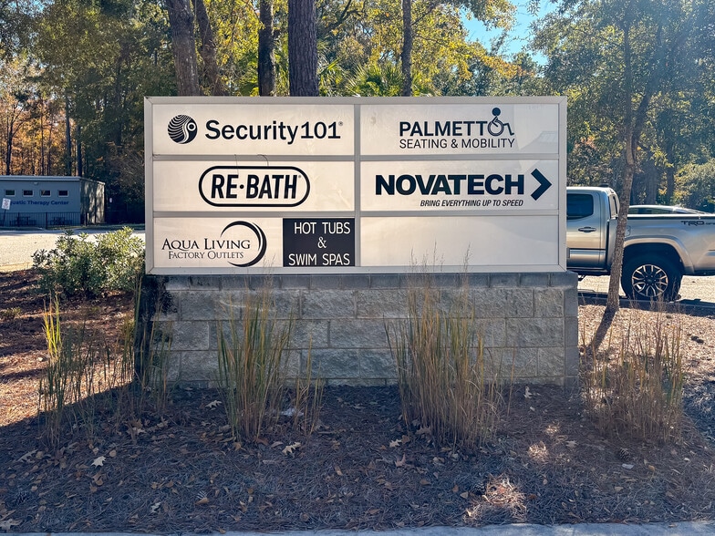 More Photos Of 9481 Industrial Center Dr, Ladson Flex For Lease