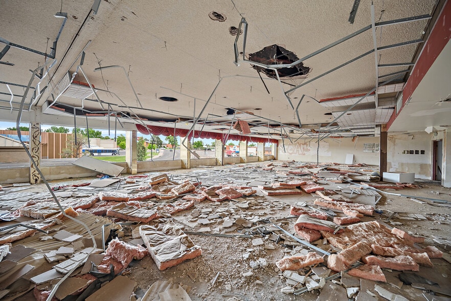 More Photos Of 2001 N Hudson Ave, Pueblo Hotel For Sale