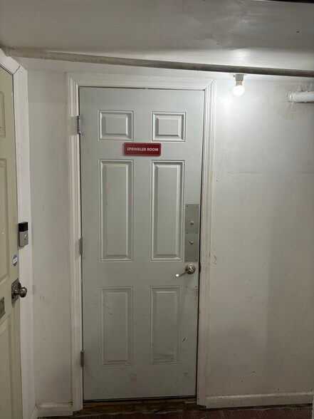 More Photos Of 29 Saint Andrews Pl, Yonkers Apartments For Sale