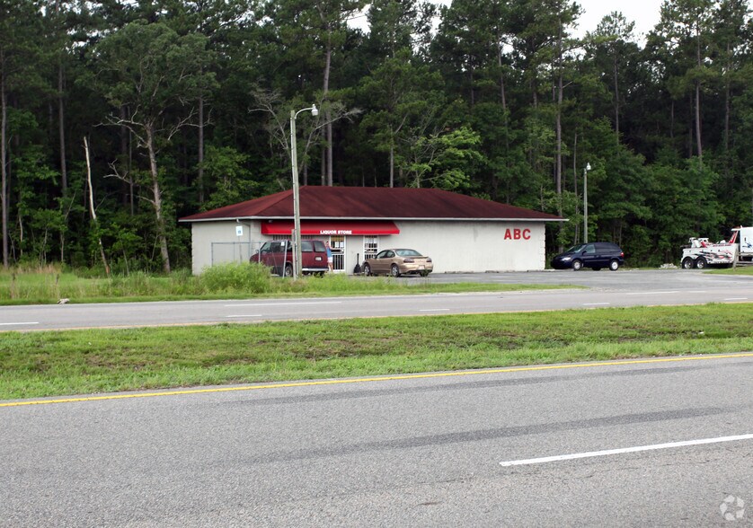 More Photos Of 5211 Andrew Jackson Hwy E, Leland Freestanding For Sale
