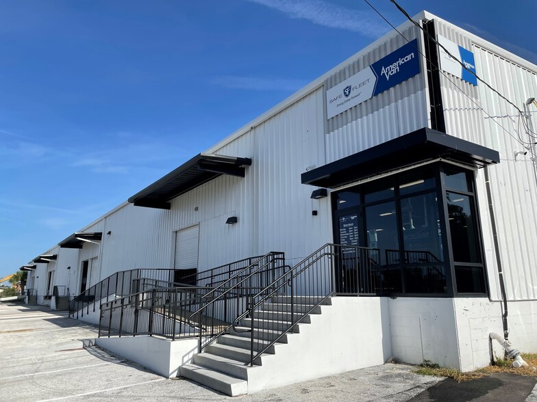 Primary Photo Of 215 W Grant St, Orlando Warehouse For Lease