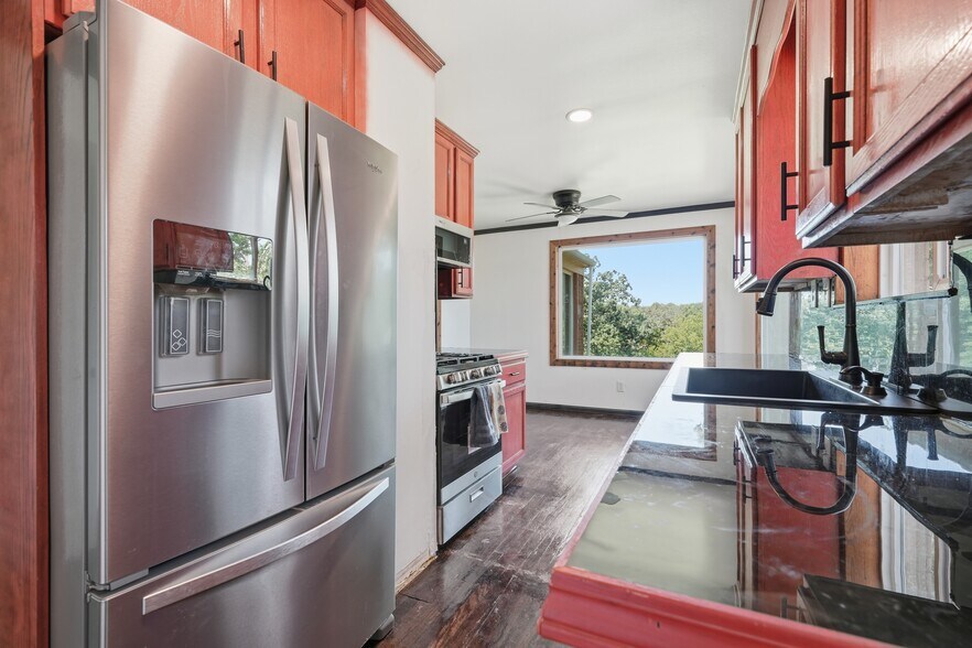 More Photos Of 10907 E 87th St, Raytown Multifamily For Sale