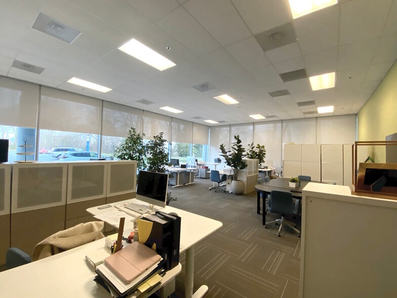 More Photos Of 3820 Cessna Dr, Richmond Office For Lease