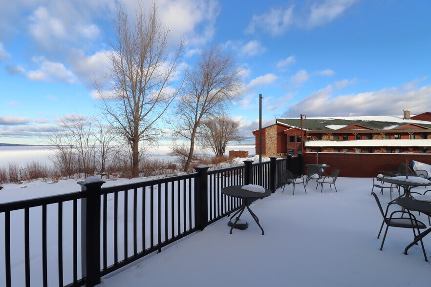 More Photos Of 30580 Hwy 2, Ashland General Retail For Lease