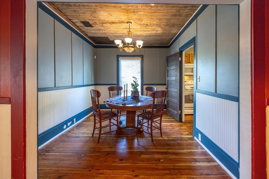 More Photos Of 86 Masters Dr, Saint Augustine Office For Sale