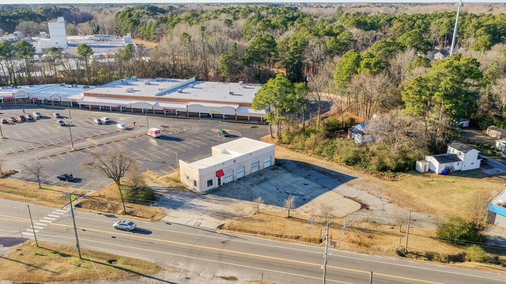 More Photos Of 811 W Constance Rd, Suffolk Flex For Sale