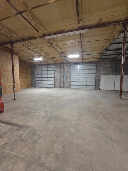More Photos Of 211 SW Texas Ave, Lawton Warehouse For Sale
