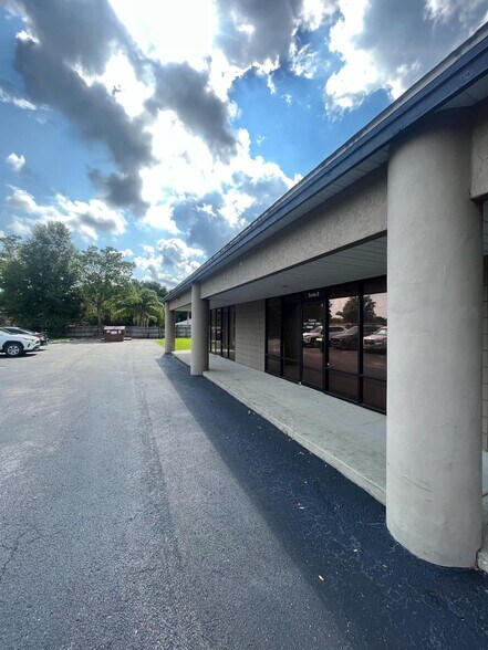More Photos Of 2935 SE 58th Ave, Ocala Storefront Retail Office For Sale